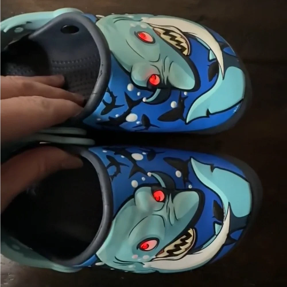 Crocs Unisex Kids Fun Lab Light Up Clogs Shark Design Shoes Size C 12